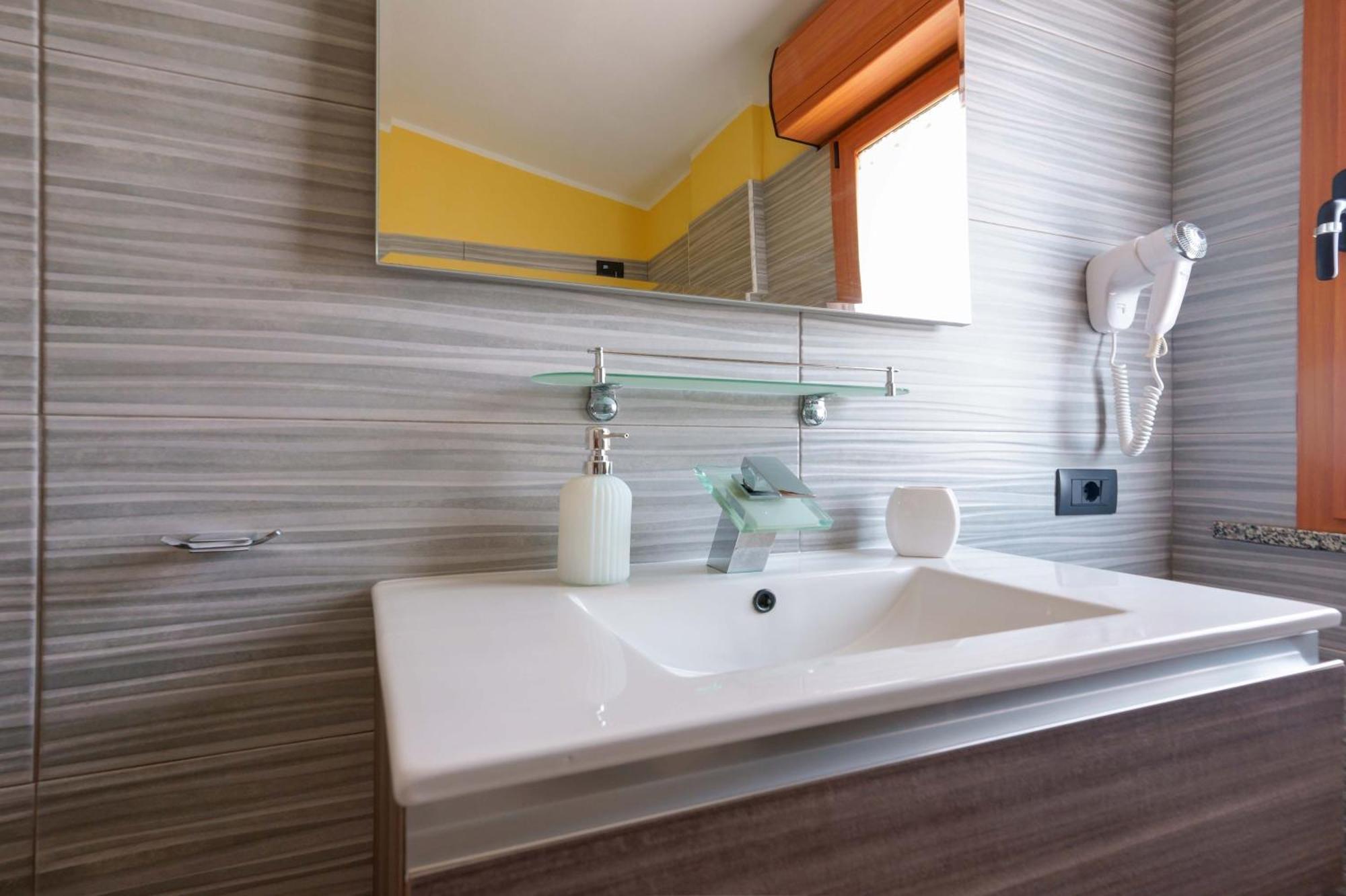 Paradise Home Quartu Sant'Elena Exterior photo